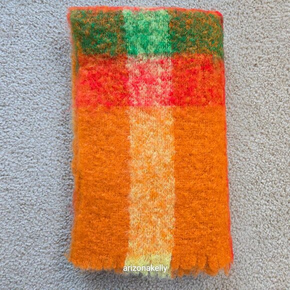 Vibrant Mohair/Wool Scarf Red Green Orange Yellow - Picture 9 of 10